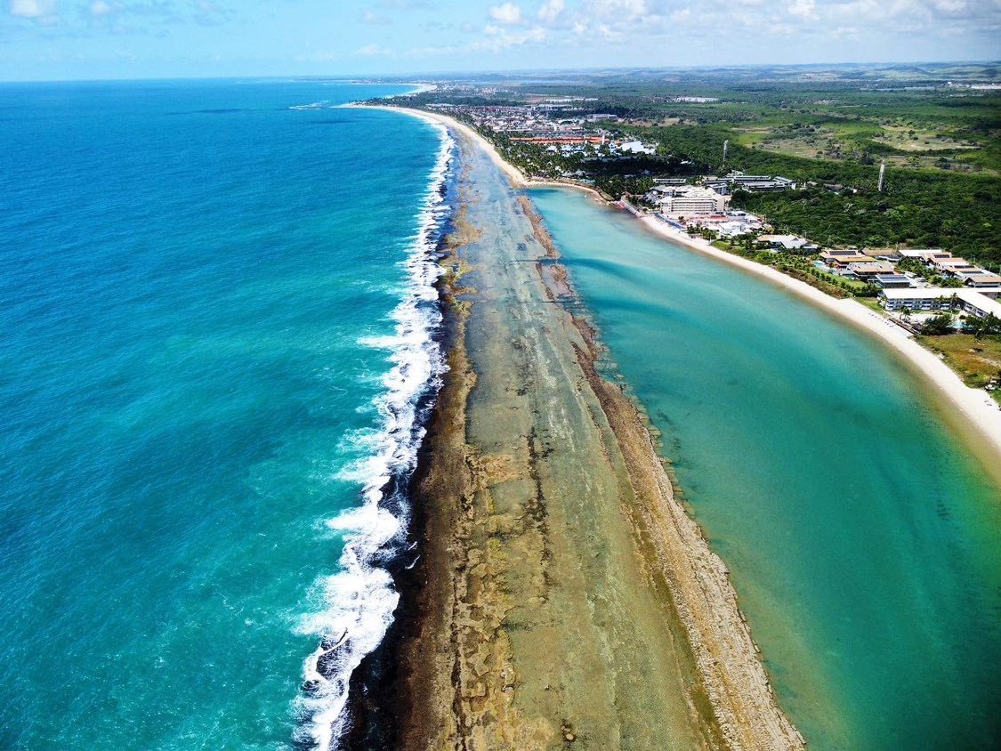 Por que Muro Alto é a praia do ano no litoral pernambucano?