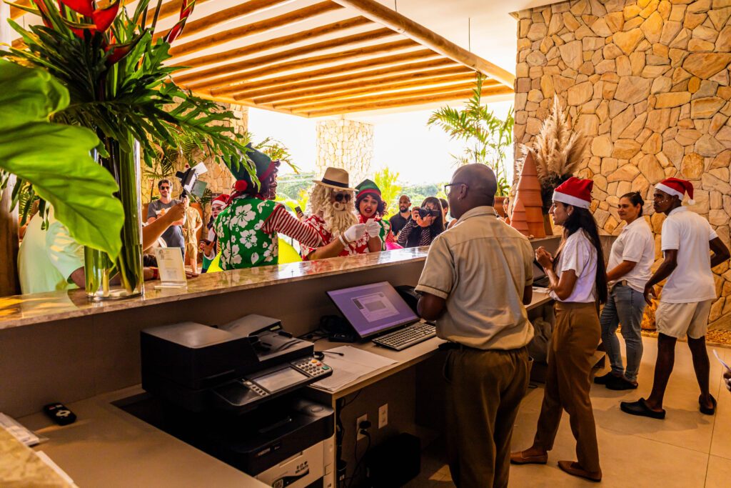 Papai Noel chega ao Samoa.